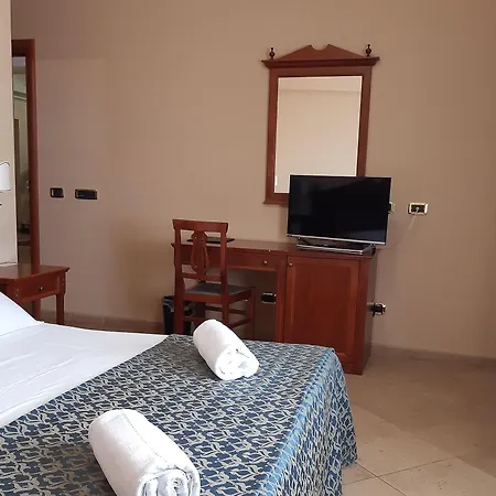 מלון D'angelo Palace