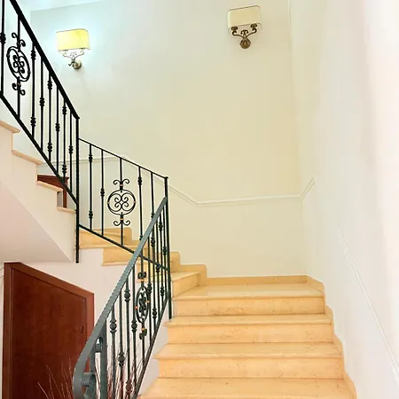 מלון D'angelo Palace מזרה דל ואלו