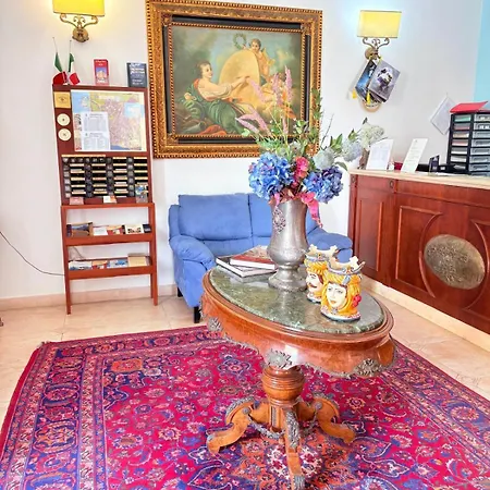 D'angelo Palace מלון 3*