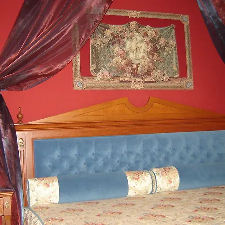D'angelo Palace מלון