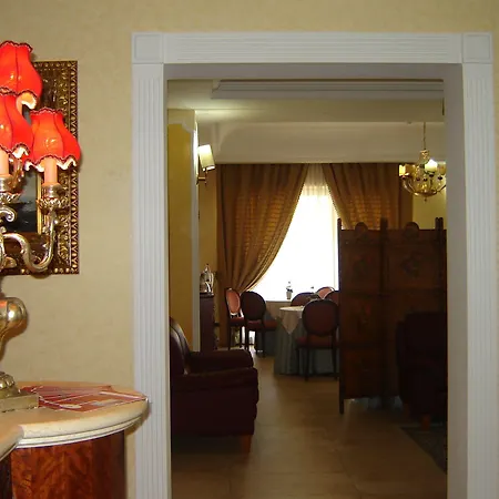 D'angelo Palace